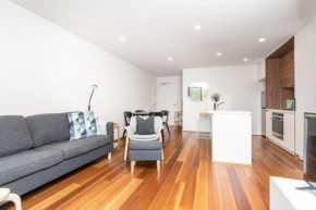 On Forbes Apt 4 mins to Canberra Centre